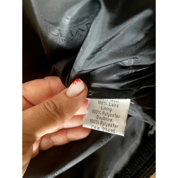 Embroidered Red and Black Women's Cardigan Vest - Picture 8 of 8